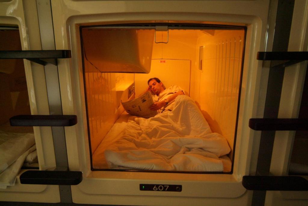 Capsule Hotel & Sauna Ikebukuro Plaza Tokyo prefektur Exteriör bild
