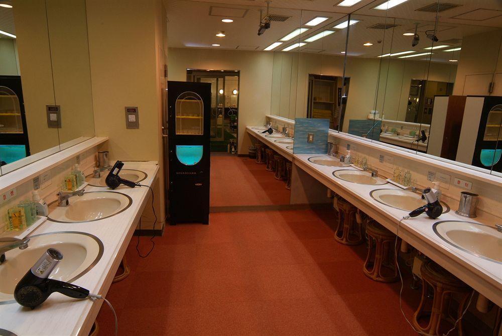 Capsule Hotel & Sauna Ikebukuro Plaza Tokyo prefektur Exteriör bild